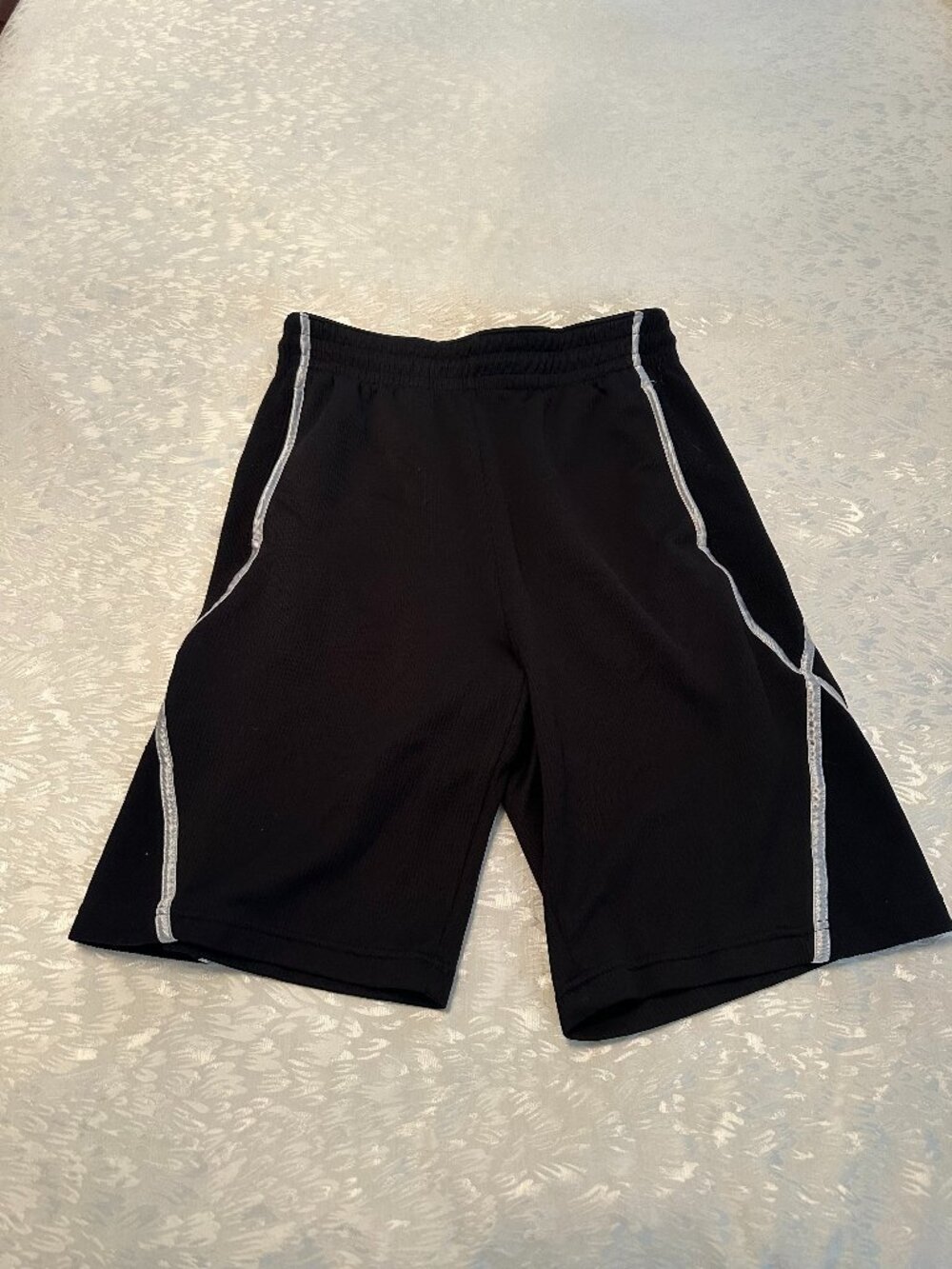 CSG Black Size Large shorts